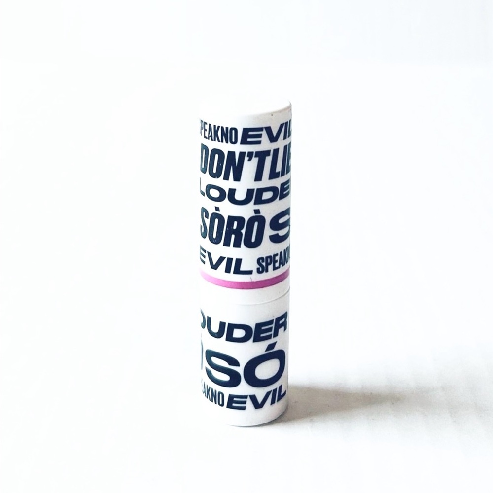 ⭐️5 For 25⭐️ Uoma Beauty by Sharon C Lips Don’t Lie Matte Lipstick Unfiltered - Picture 2 of 8